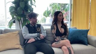 Sexiest Onlyfans Woman Willow Harper After Dark Willow Interview - porn video