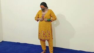 Desi Paki Masturbating - porn video